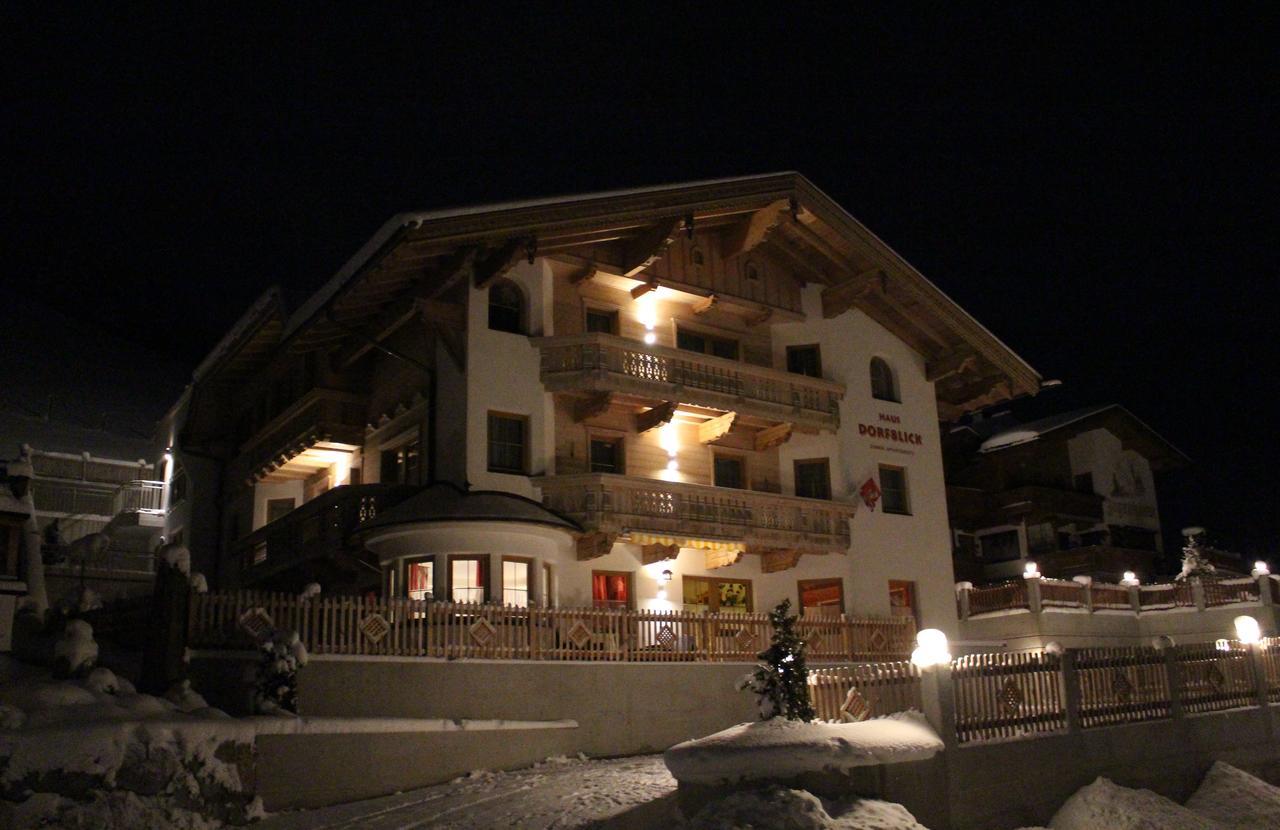 ホテル Haus Dorfblick ゲルロス エクステリア 写真
